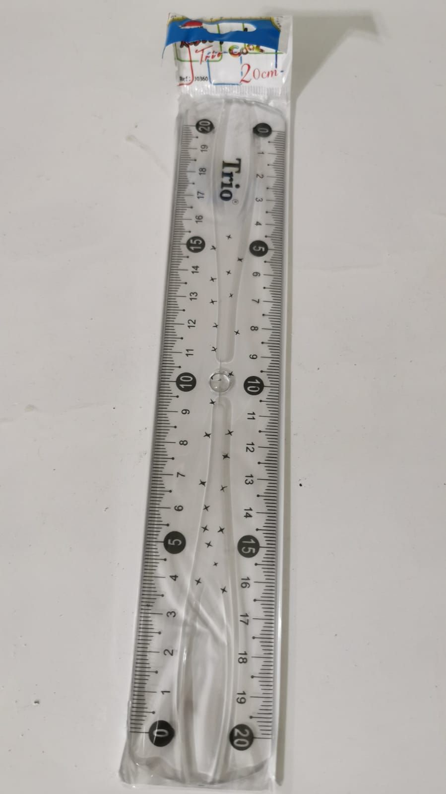Règle Plastique simple 20 cm_0