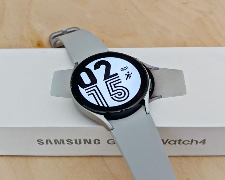 SAMSUNG WATCH 4 R870_0