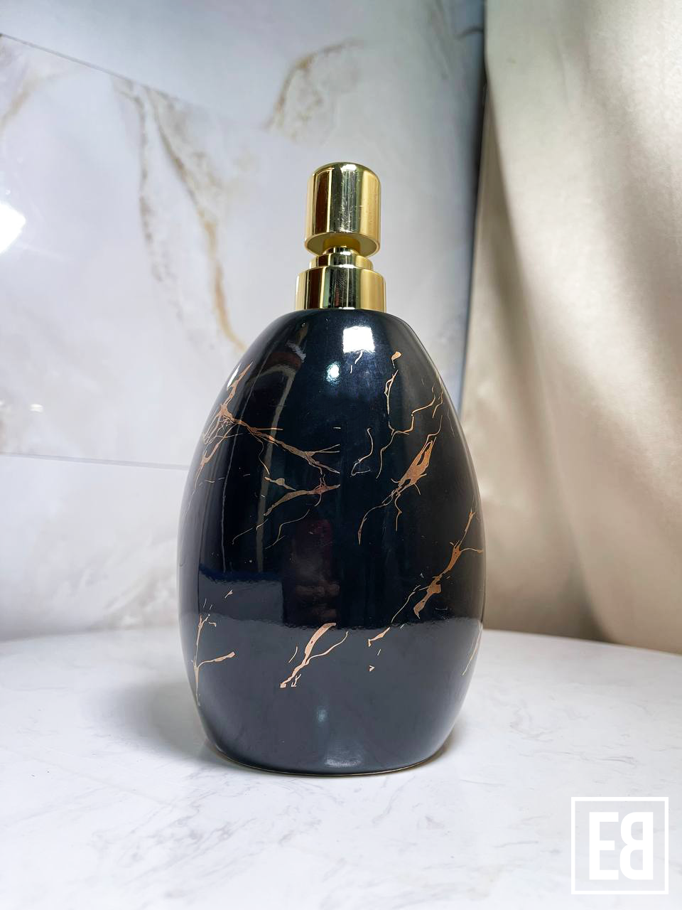  (T96) Spa Oasis in Black Marble Soap Dispenser 20.5cm Height x 9.5cm Width | 520M _2