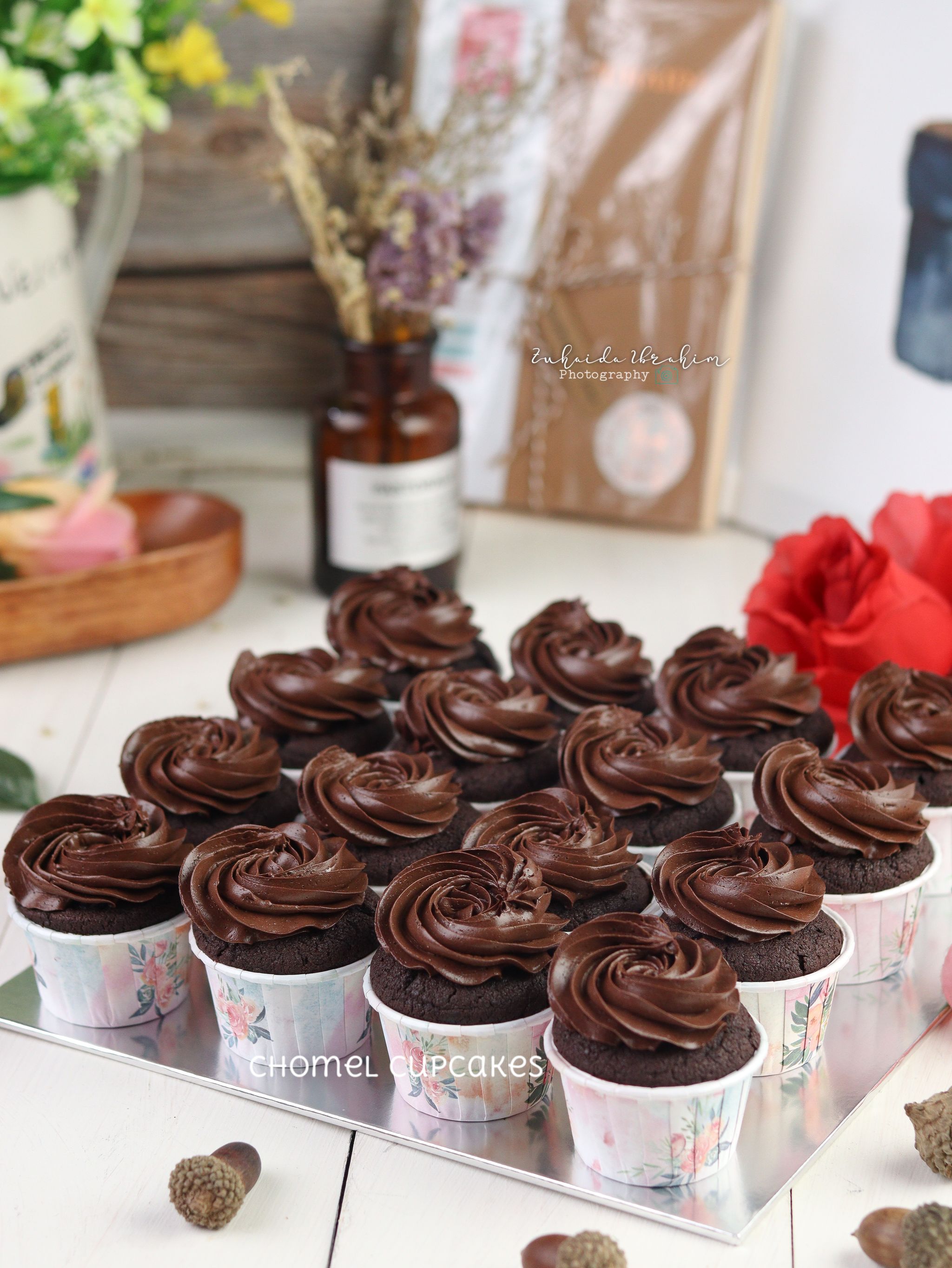 Chocolate Cupcakes with Choc Malt Buttercream _2