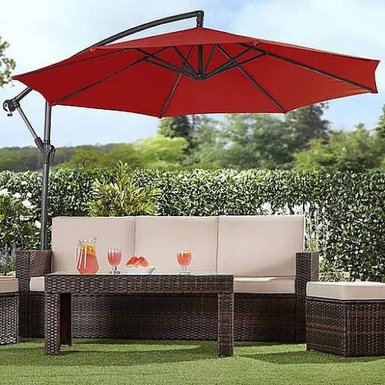 Cantilever parasol/Patio Umbrella 10ft/3mtrs with Crankshaft adjusting shaft with Base_1