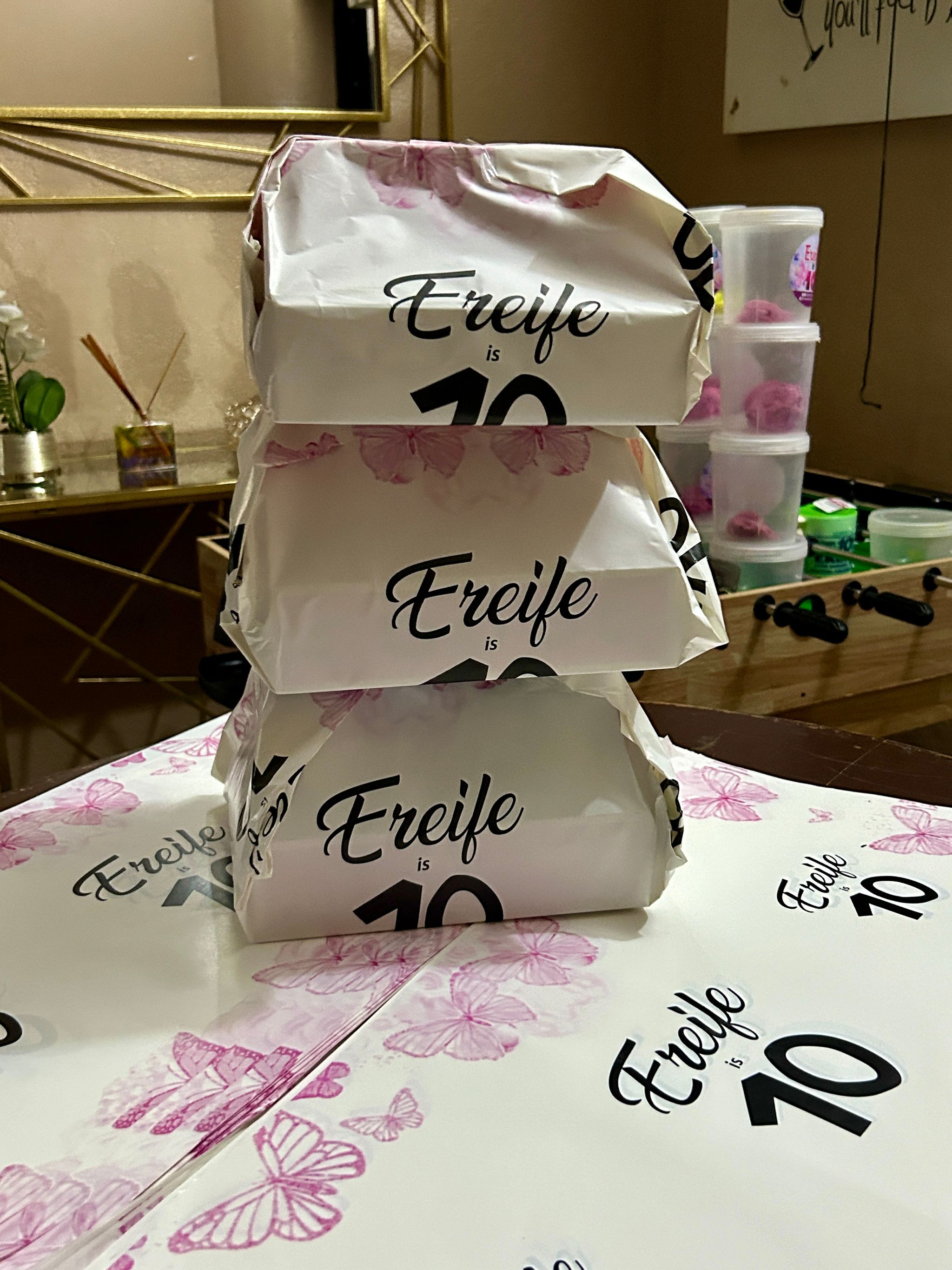 ORDER BRANDED GIFT WRAPPING PAPERS - 24” x 17” _1