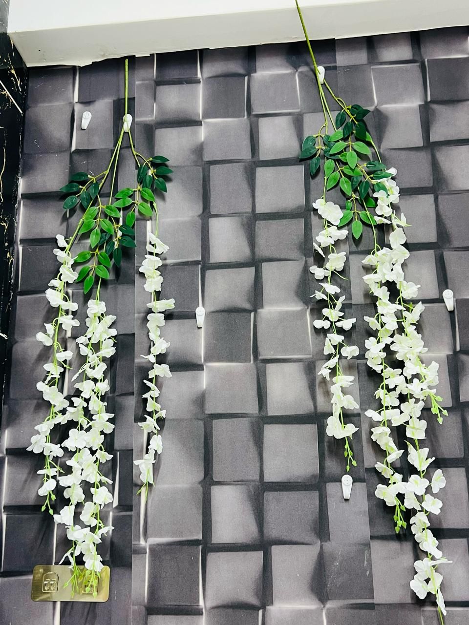 Artificial Wisteria_0