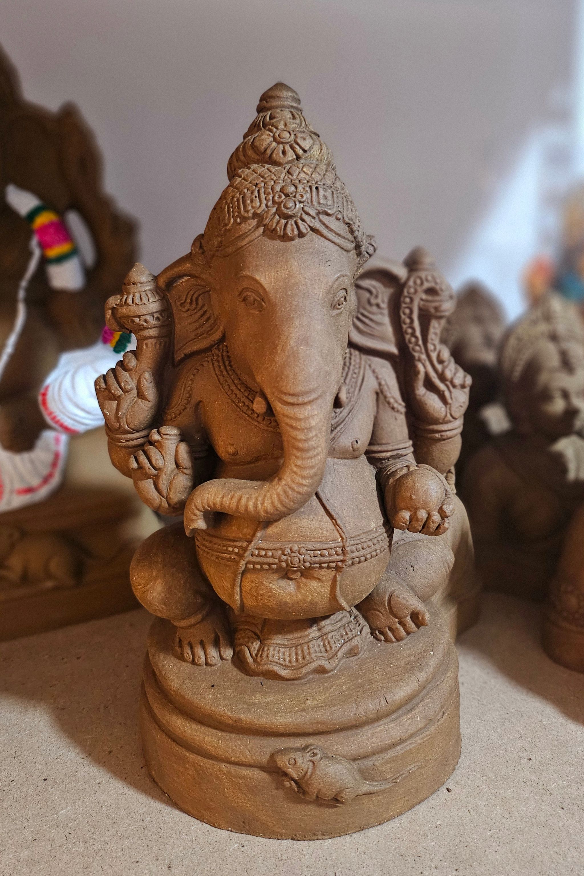 11.5 inches - Ganesha/Vinayagar (Left/Right trunk)_0