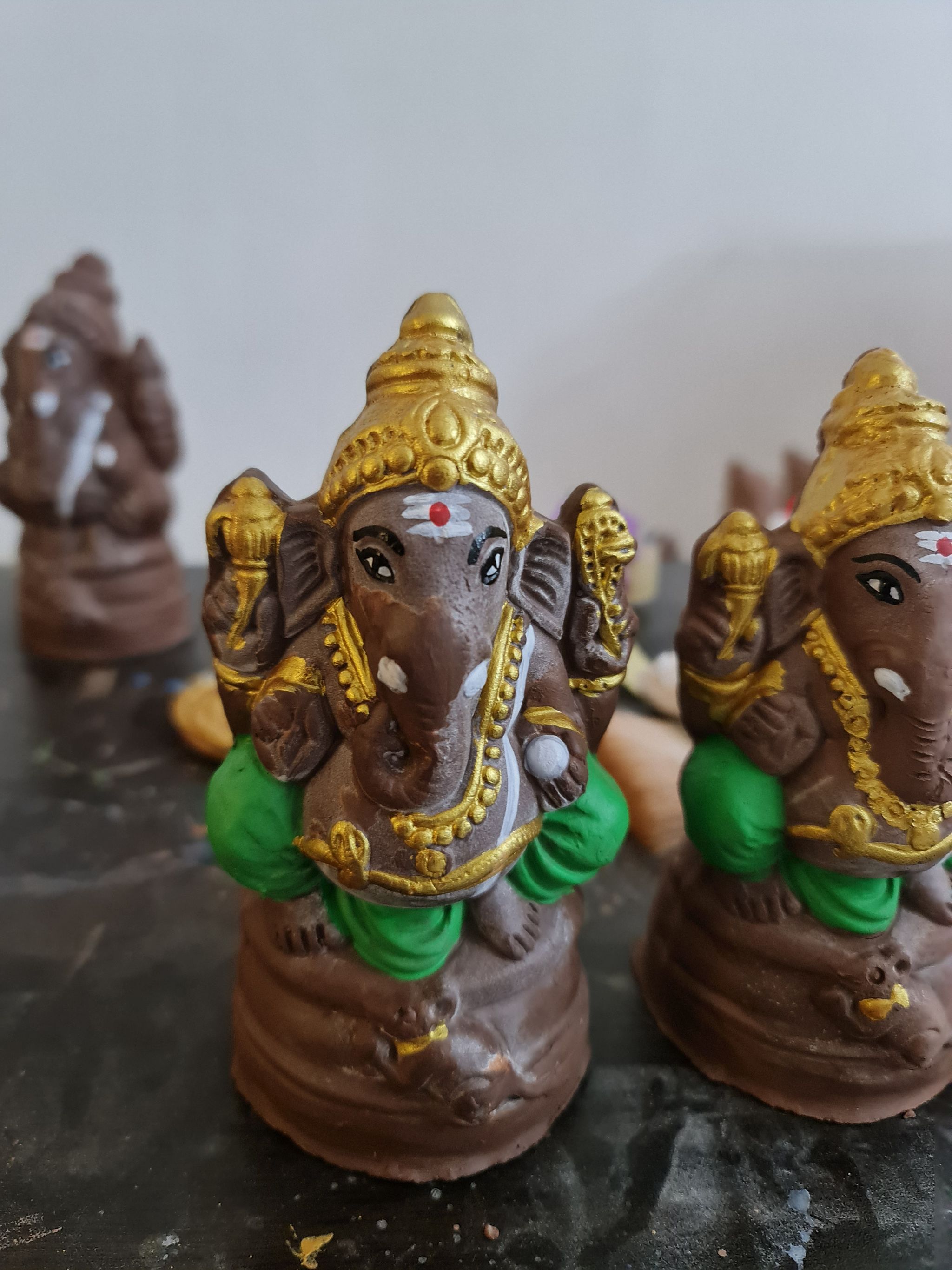 5 inches - Ganesha (Left/Right Trunk)_2