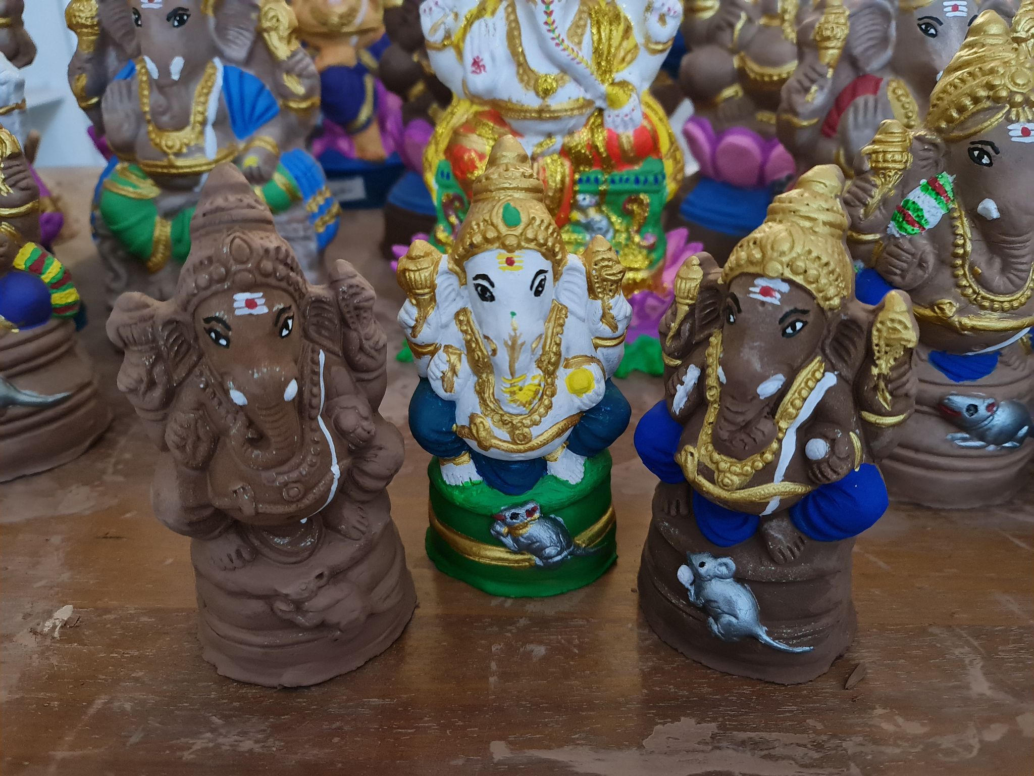 5 inches - Ganesha (Left/Right Trunk)_0