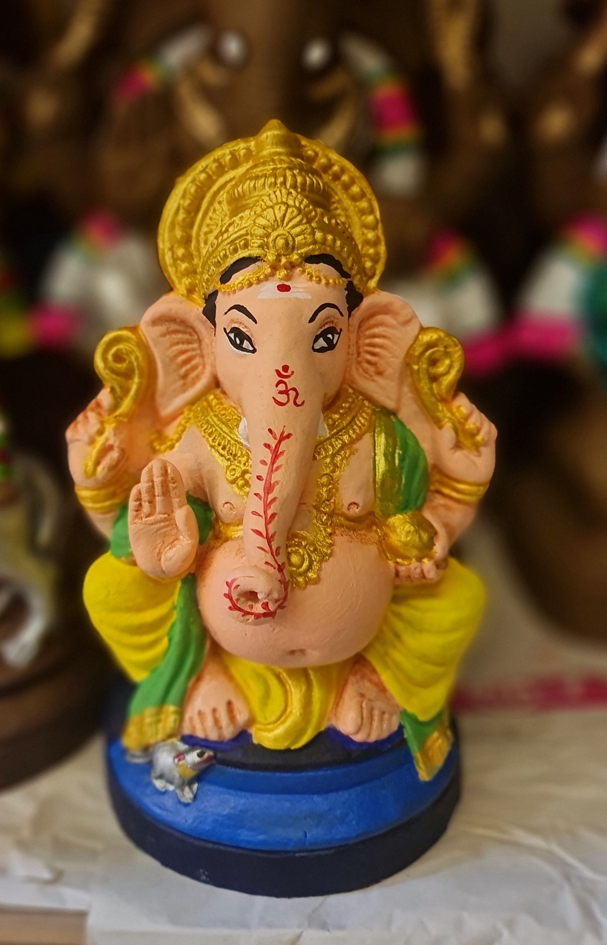 9 inches - Ganesha with Halo (Left/Right trunk)_3