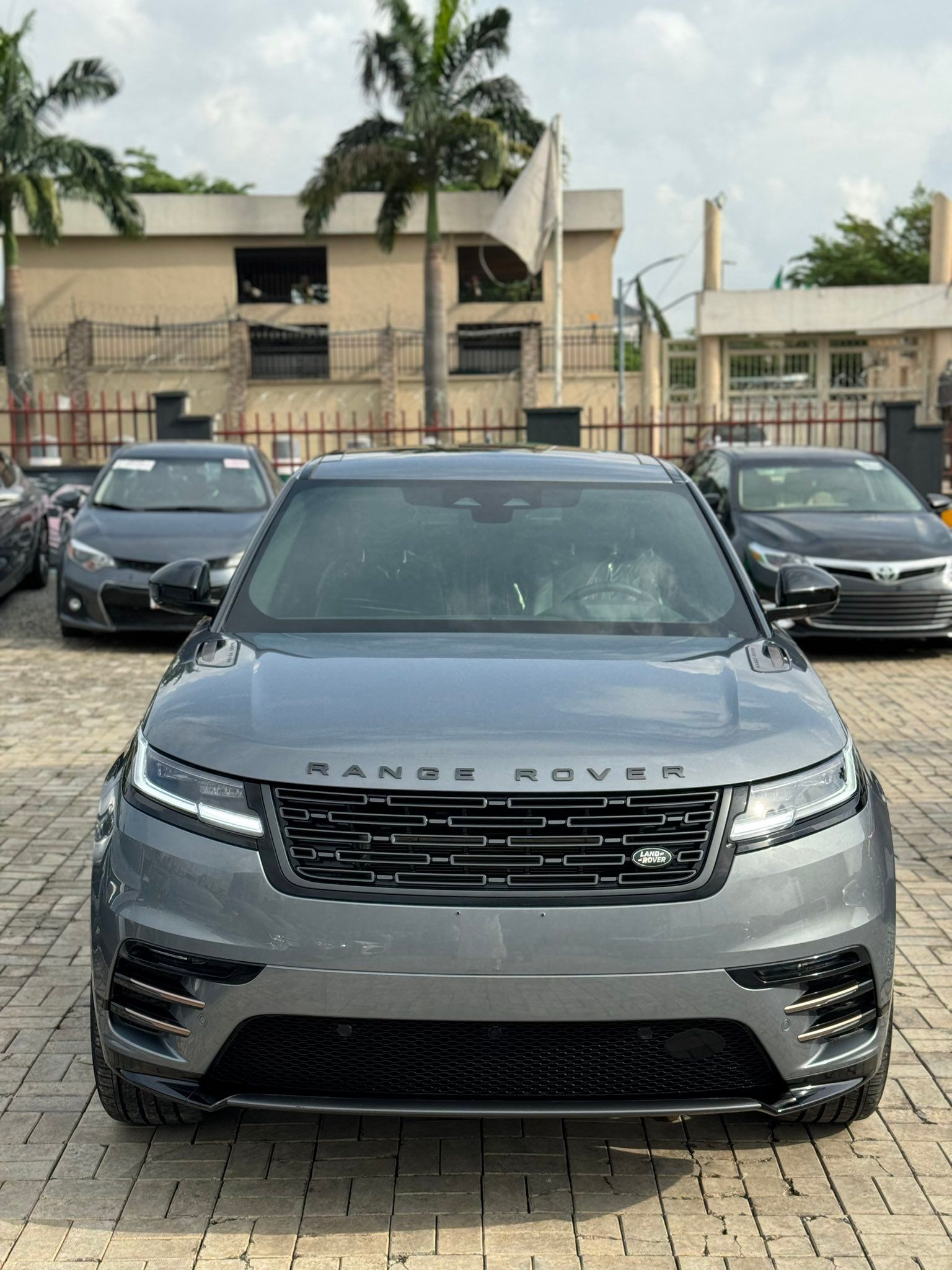 Range Rover Velar_0