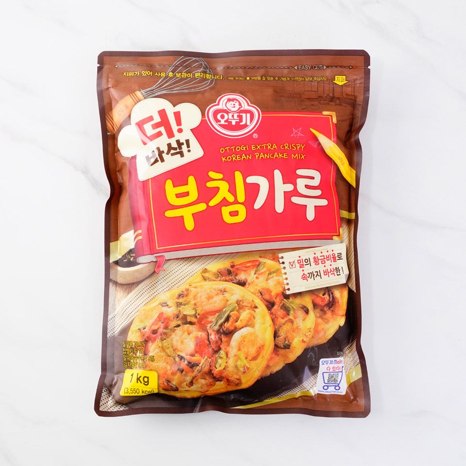 OTTOGI CRISPY & SAVORY GOLDEN PANCAKE MIX 1KG_0