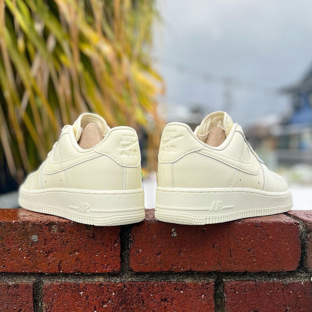 Nike Air Force 1 Low "Coconut Milk"_2