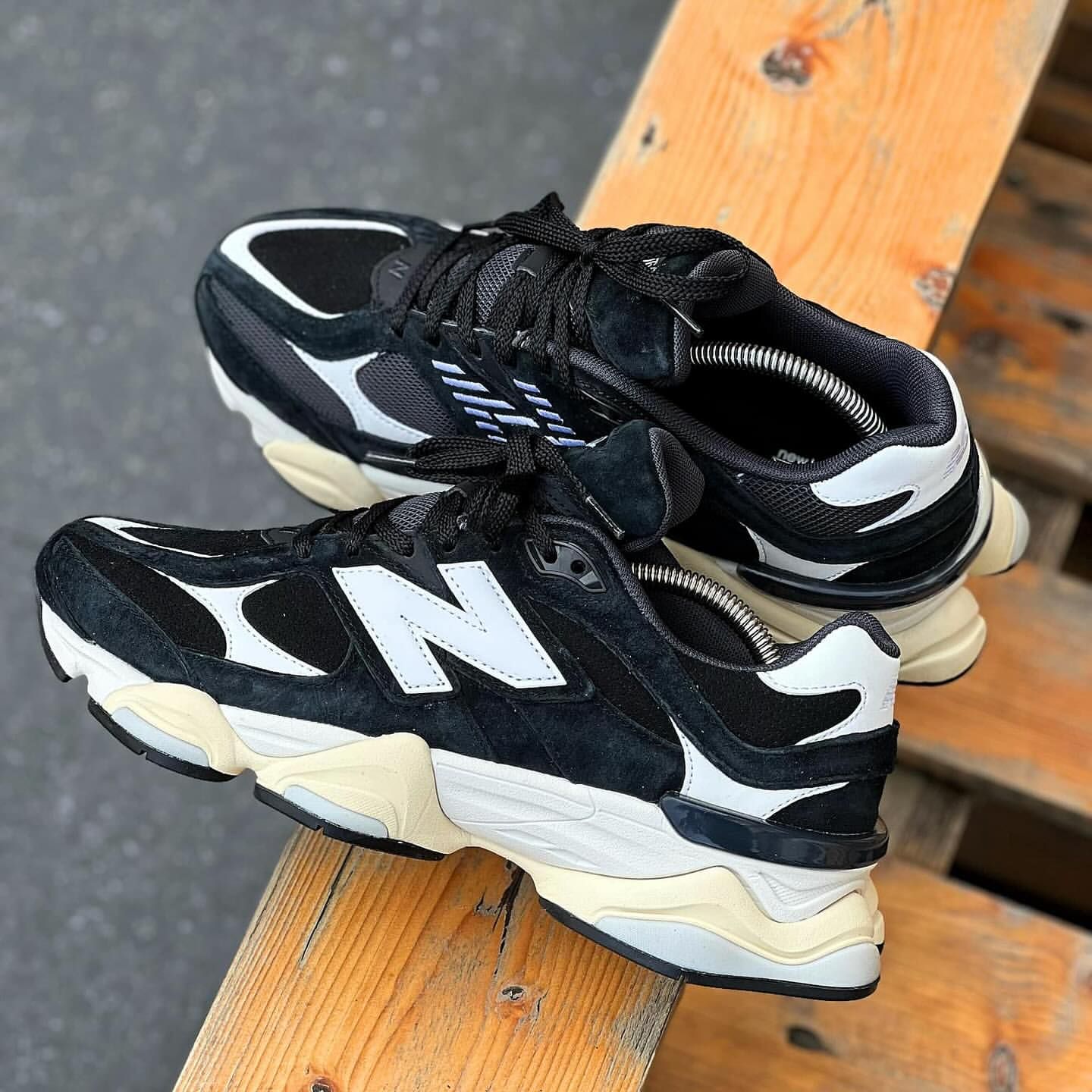 New Balance 9060 "Black White"_1