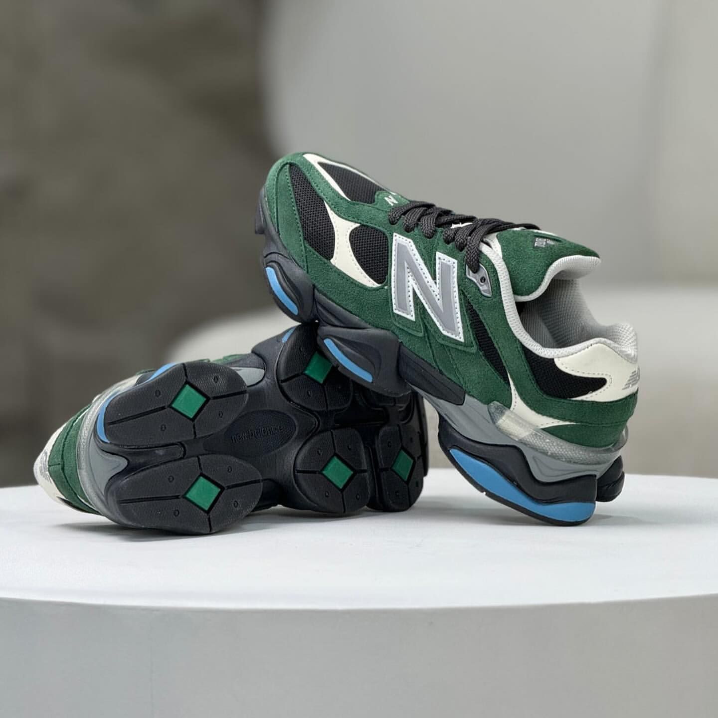 New Balance 9060 "Forest Green"_1