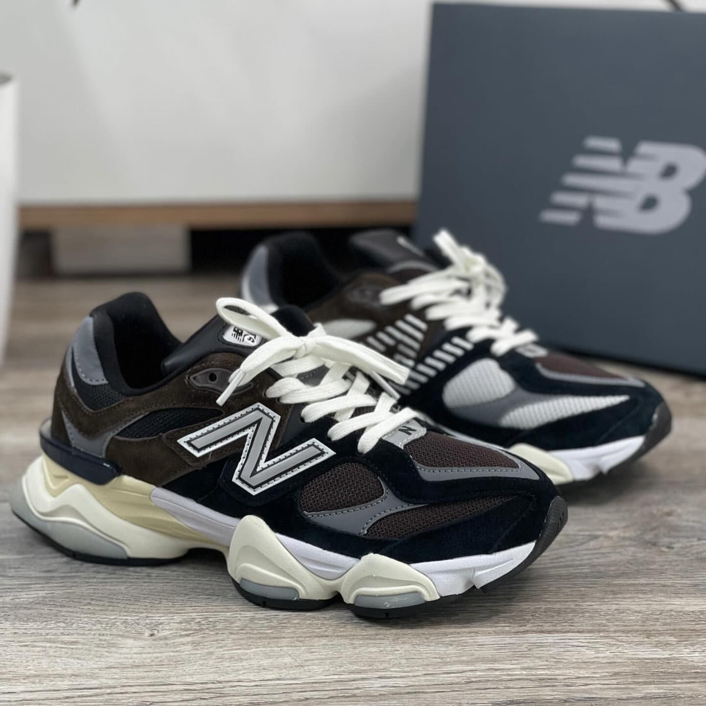 New Balance 9060 "Brown Black"_0