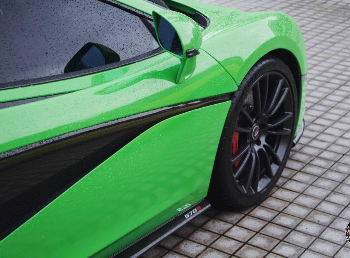 MCLAREN 570S (Green)_6