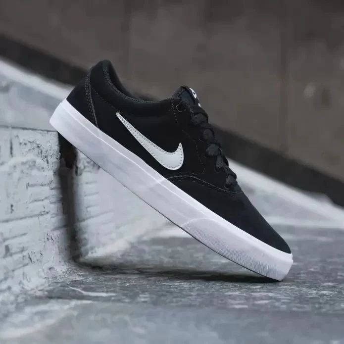 Nike SB Charge "Black/White"_1