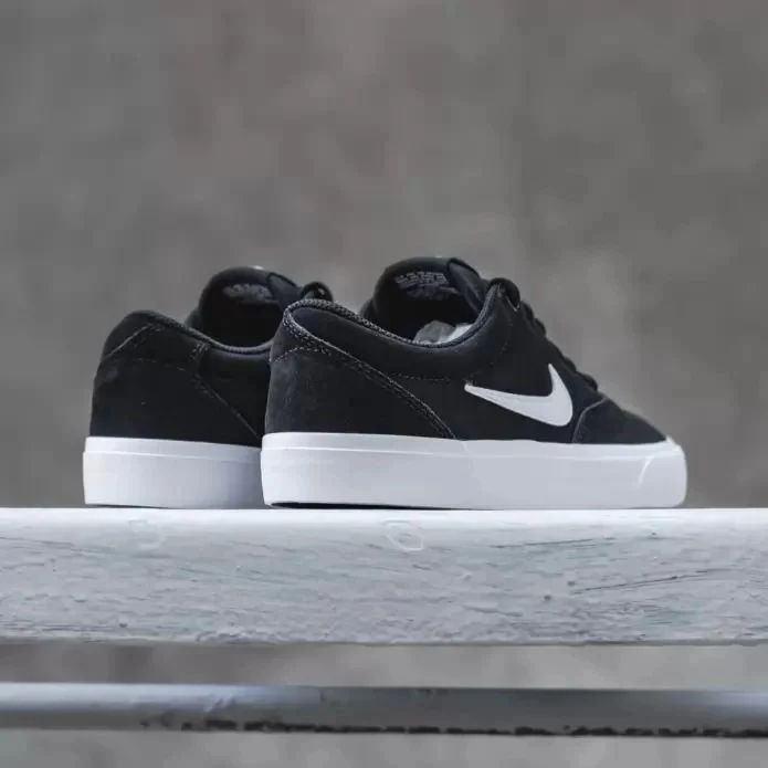 Nike SB Charge "Black/White"_3