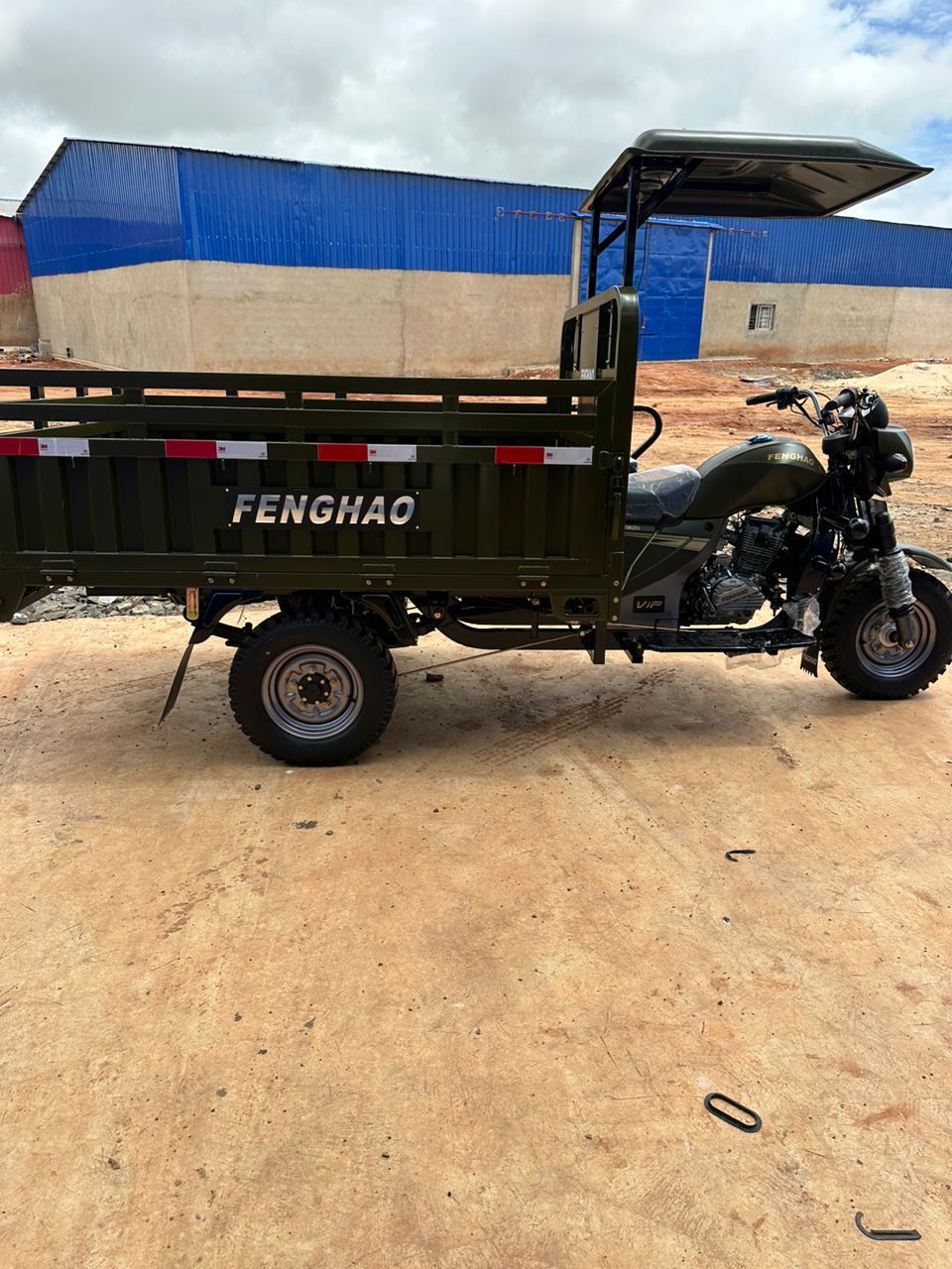 TRICYCLE CARGO 200 CC_3