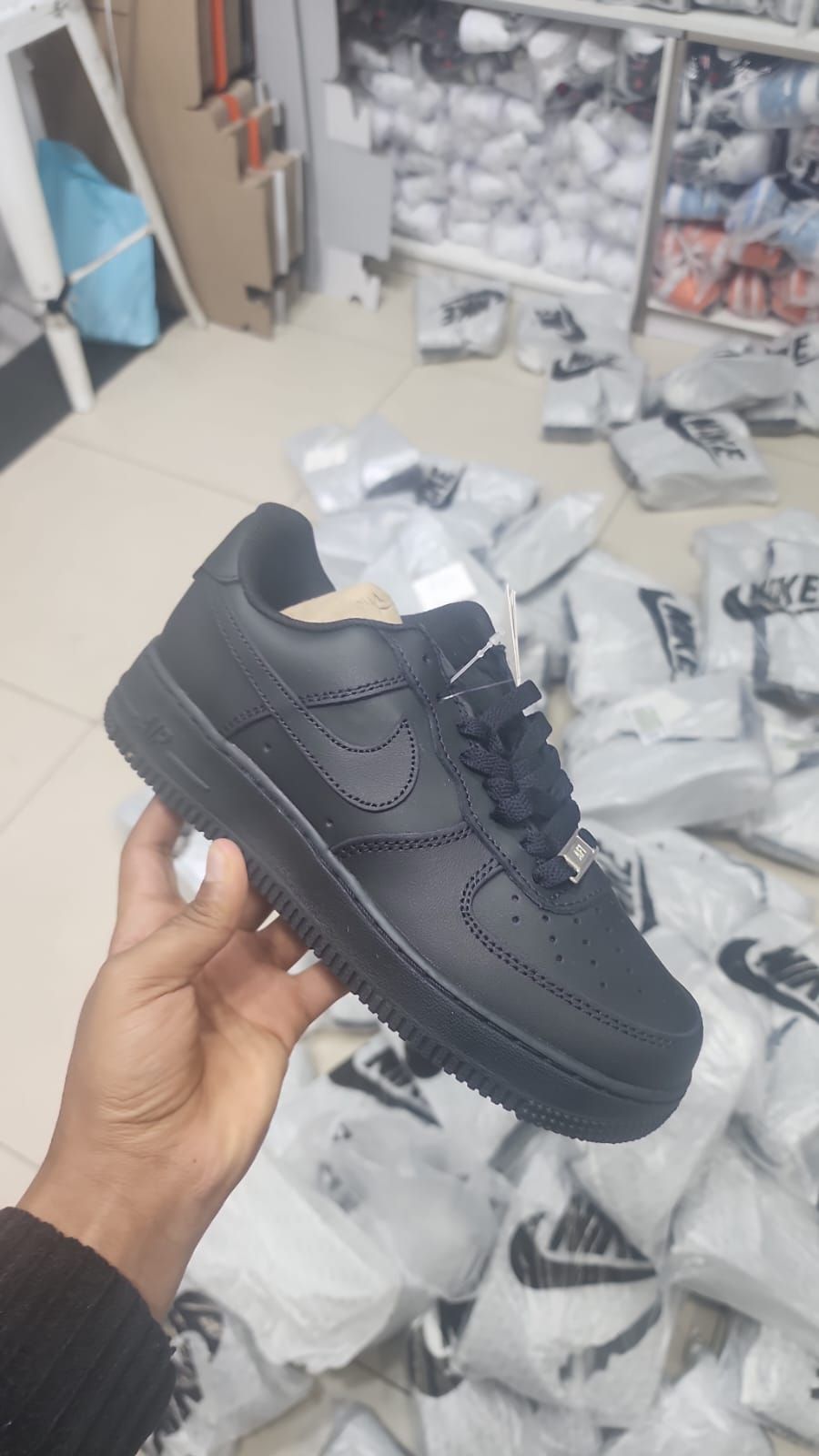 Nike AF1 (Black and White)_0