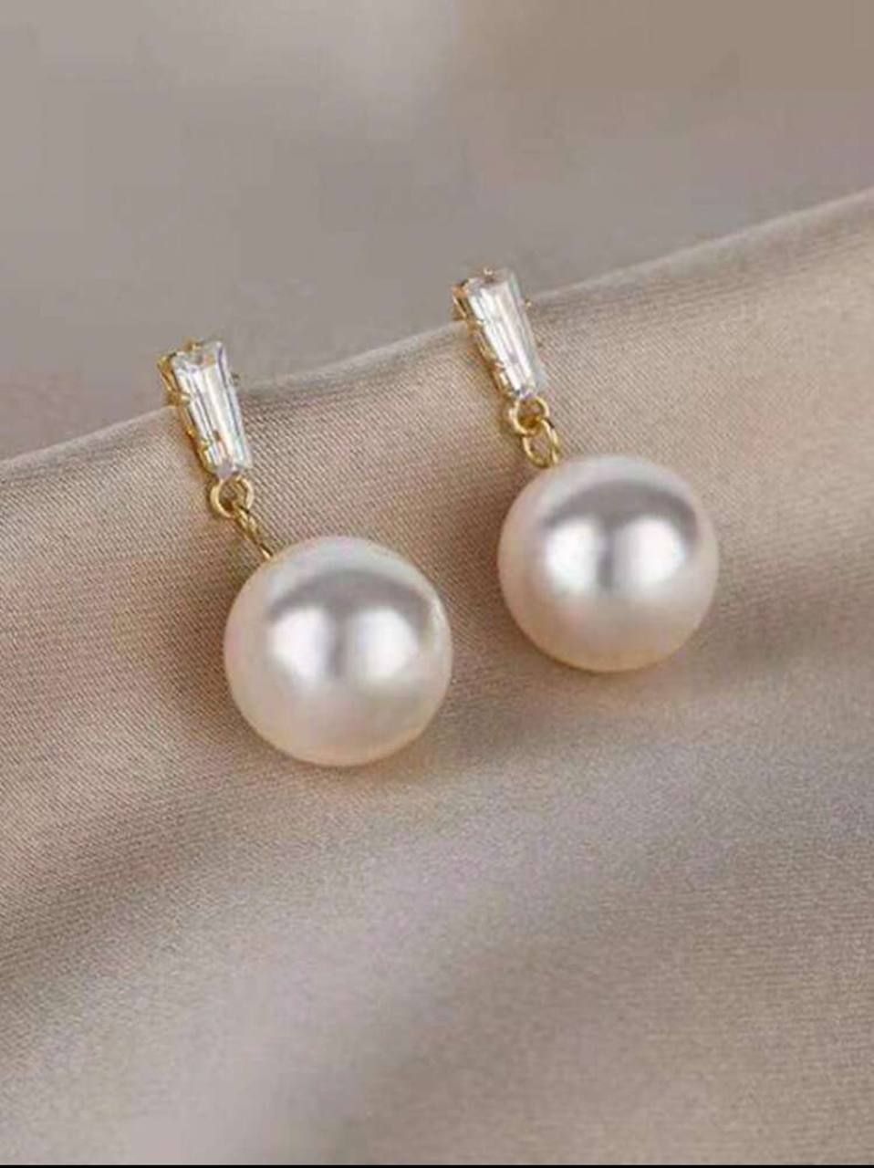 European and American Fashionable Light Earring_1