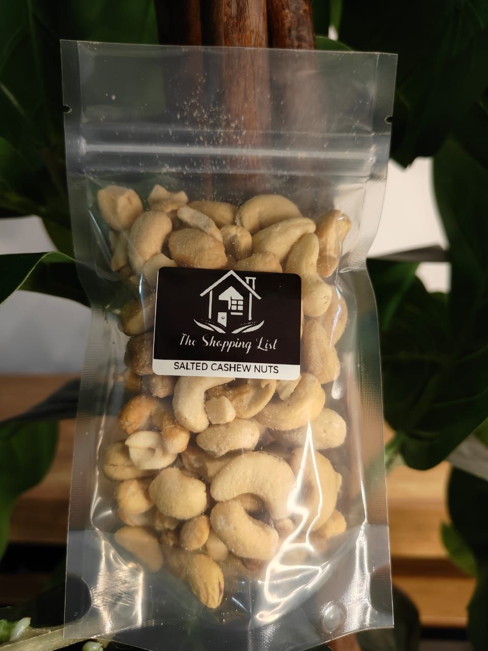 Cashews Salted Nuts_0