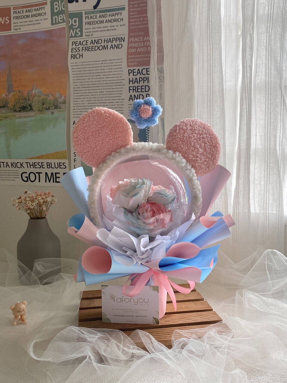 3 Stalk Soap Rose Acrylic Ball Bouquet_0