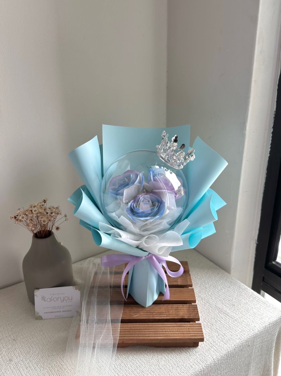 3 Stalk Soap Rose Acrylic Ball Bouquet_0