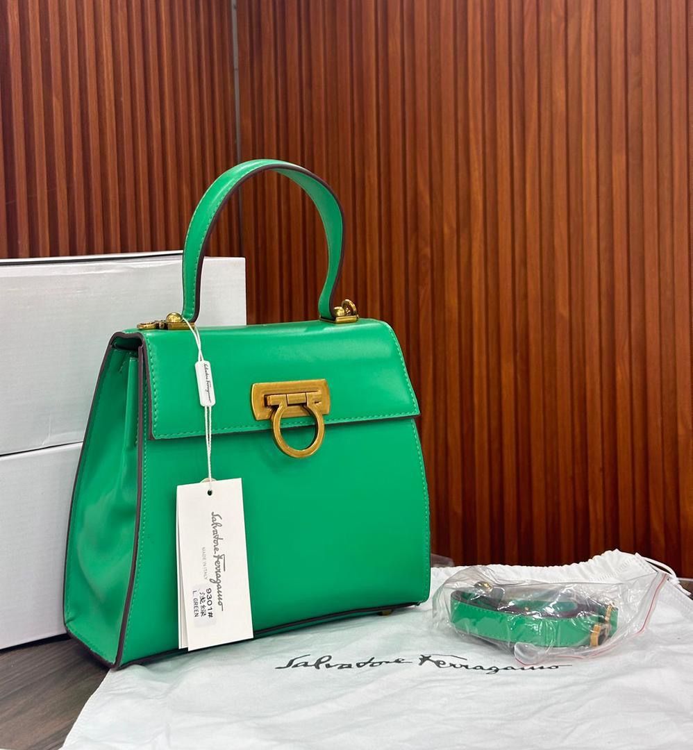 Salvatore ferragamo Kelly to handle bag_4