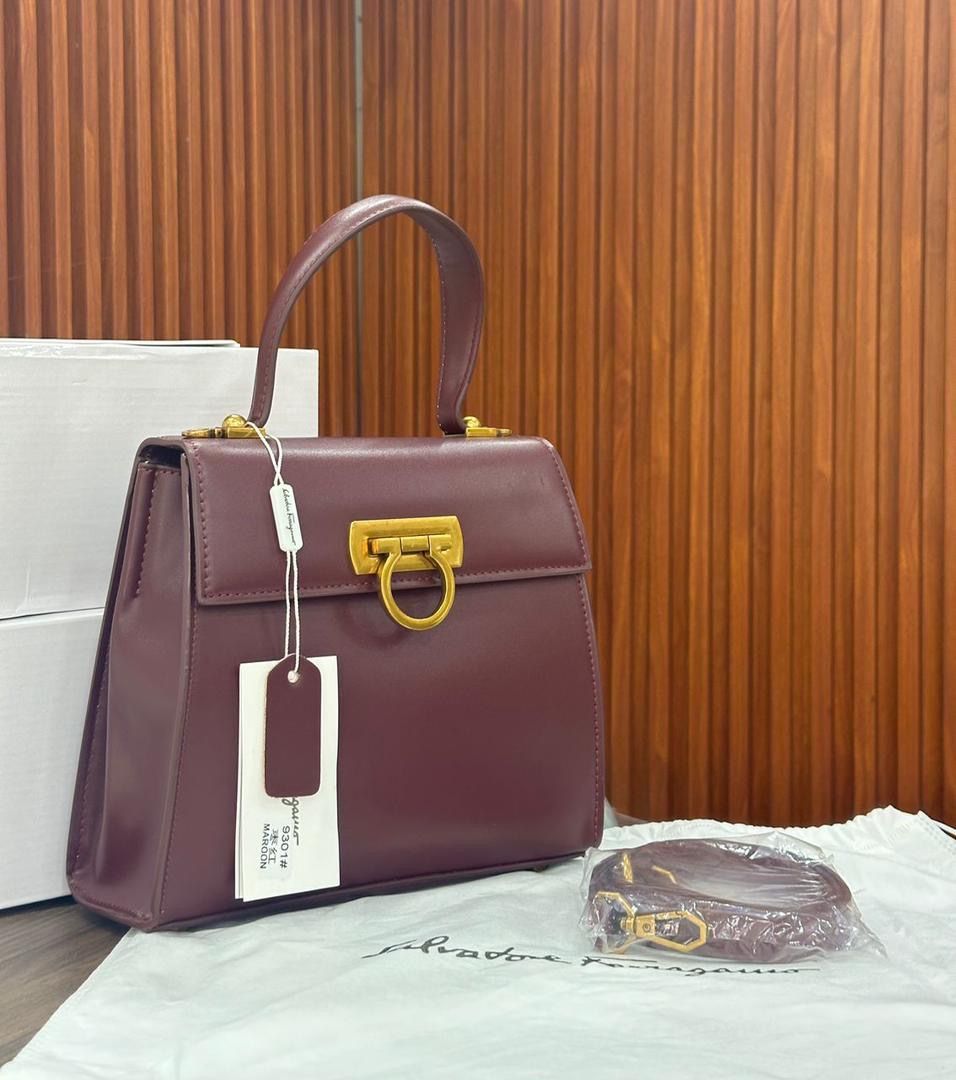 Salvatore ferragamo Kelly to handle bag_3