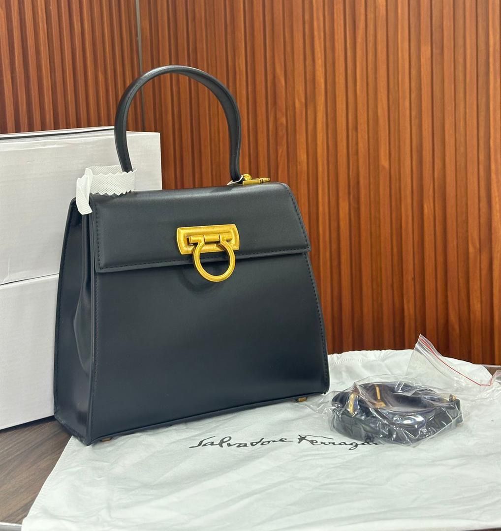 Salvatore ferragamo Kelly to handle bag_10