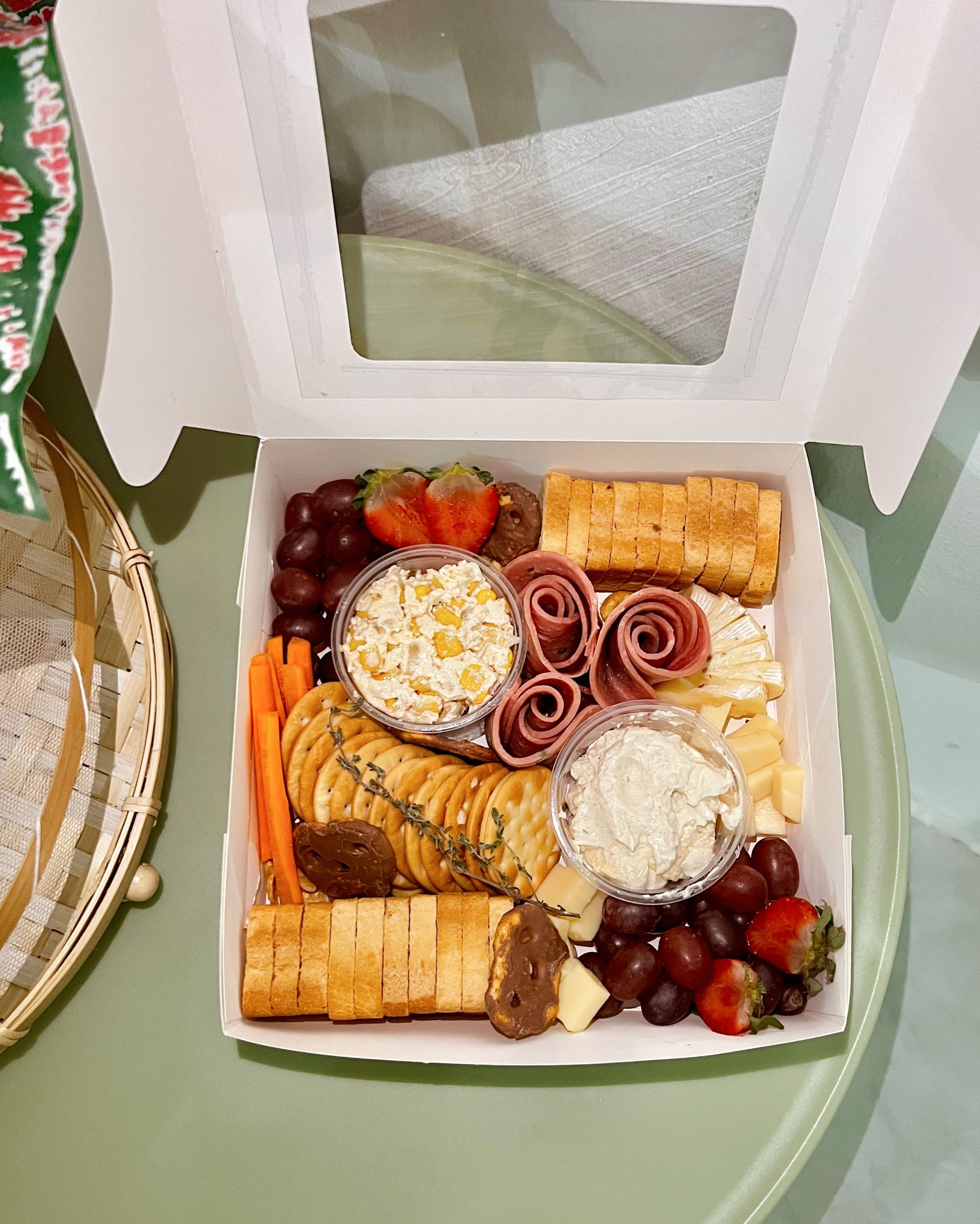 Charcuterie Small Box_0