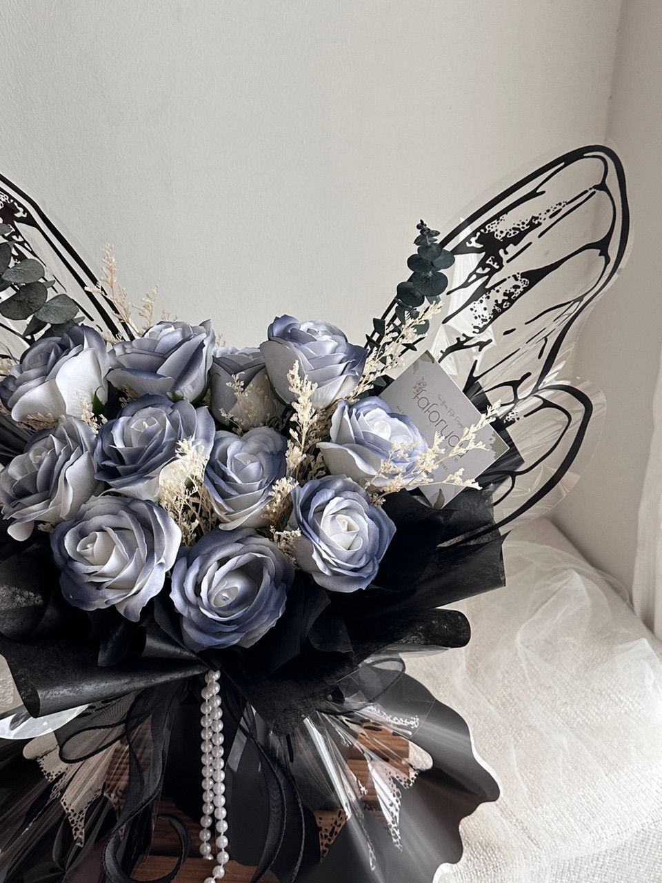 Black Butterfly Flower Bouquet (Mix Dry Flower)_1