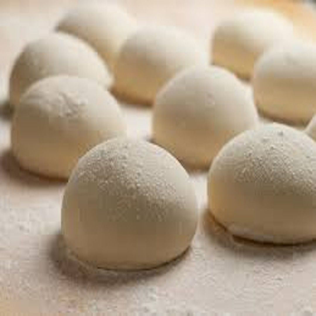 Sourdough Pizza dough  (enough for 4 pizzas 220g each ball)_0