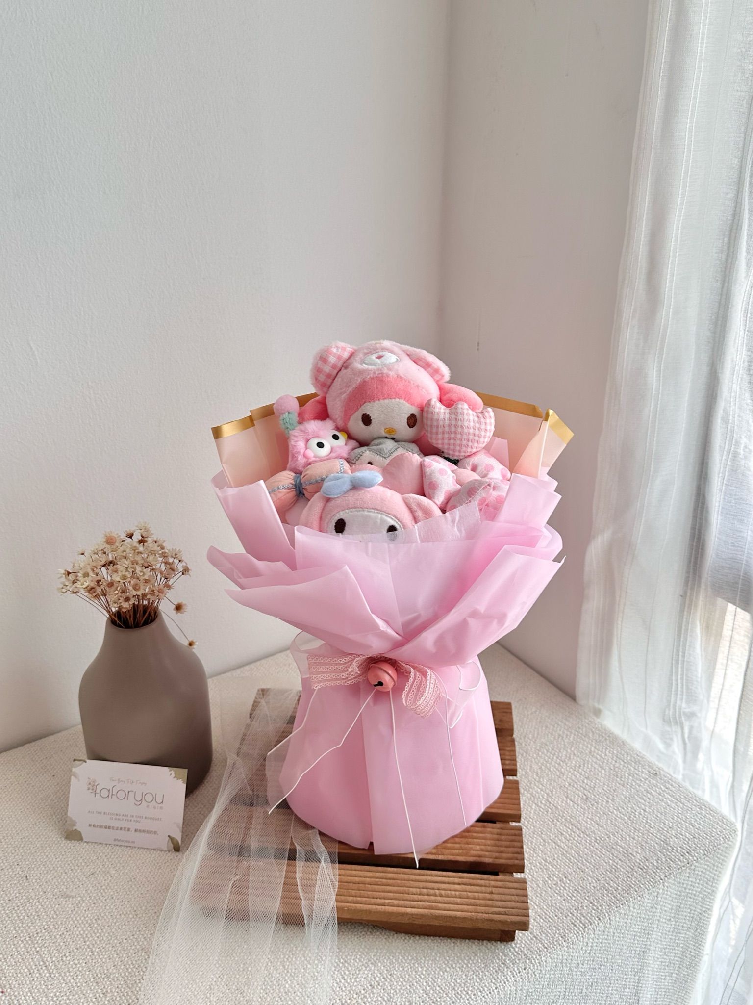 Sanrio Colorful Doll Bouquet _2