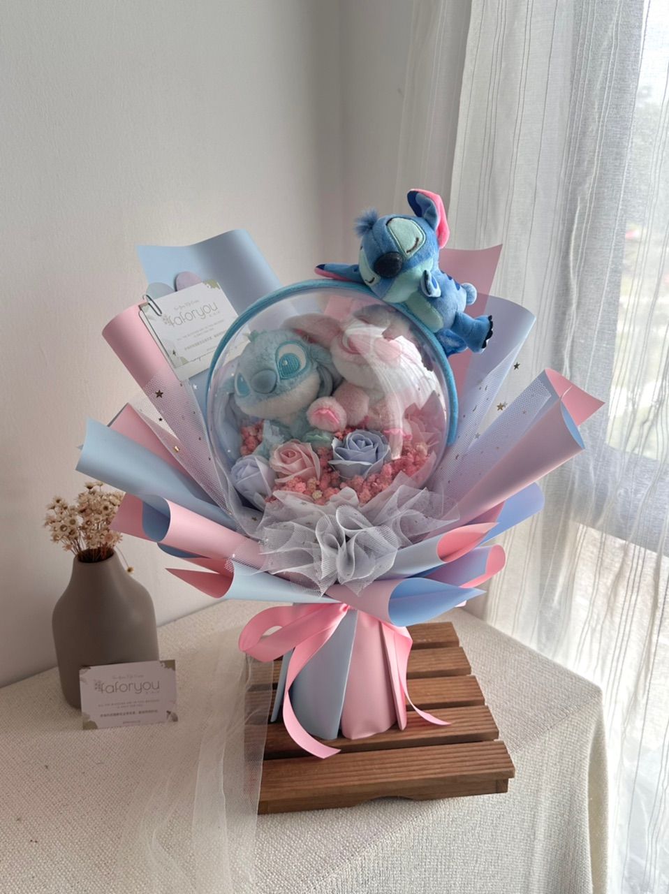 (Pre order) Stitch Acrylic Bouquet_0