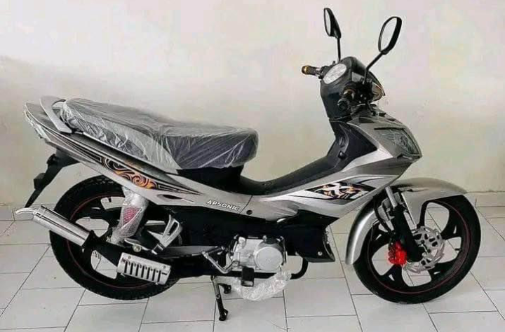 Moto KTM neuf _0