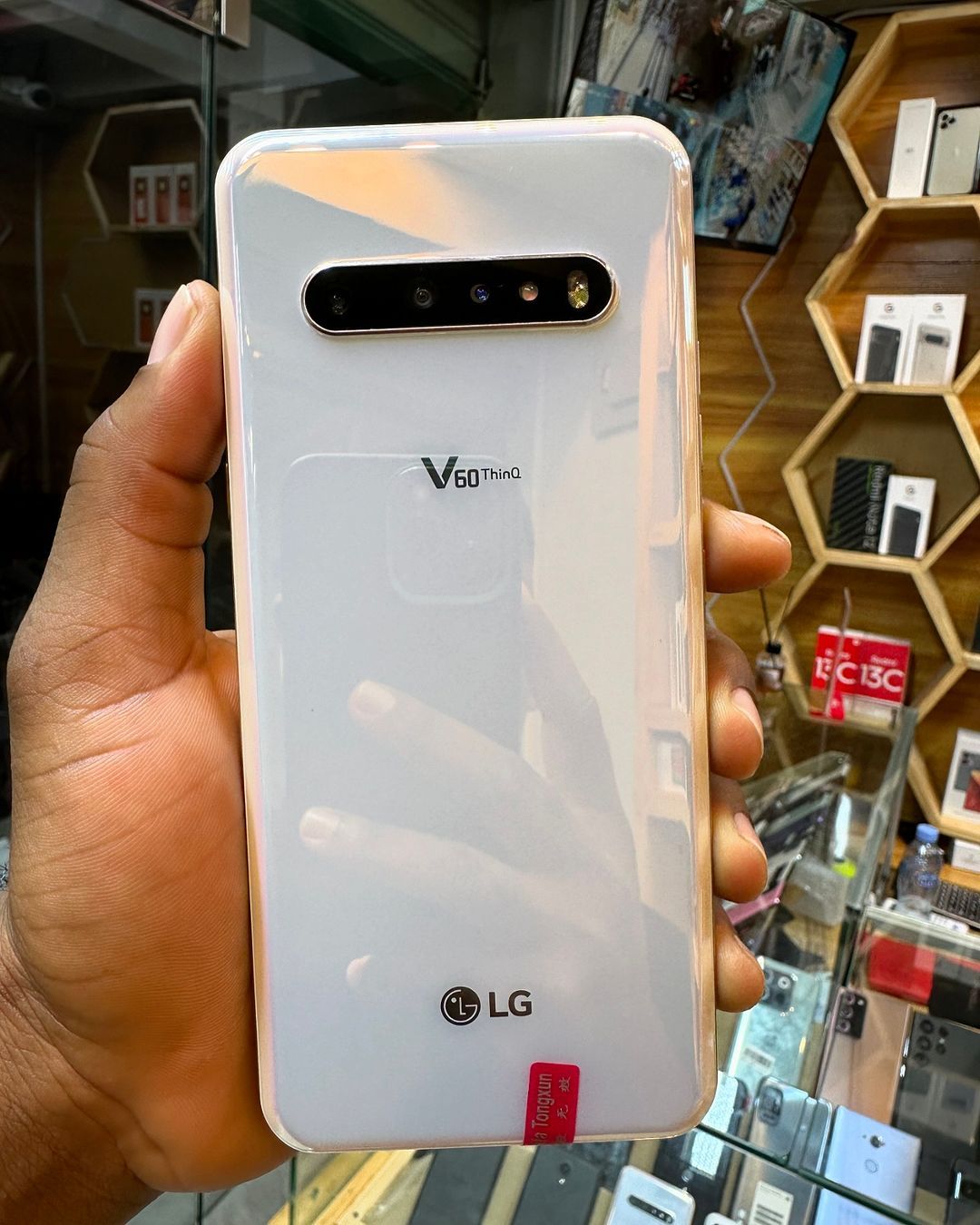 LG V60 Thinq 5G_3