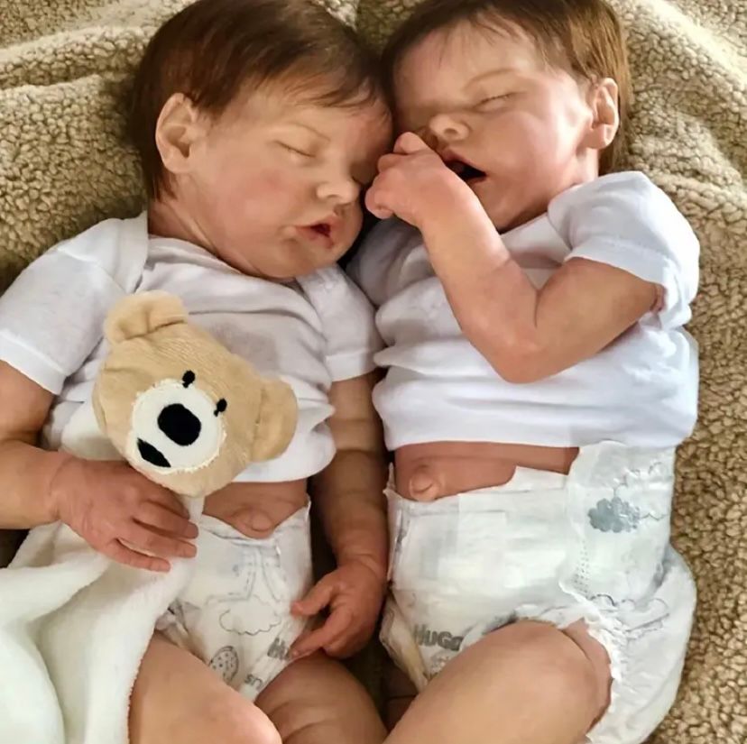 Twin set Realistic reborn dolls_0