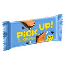 Pick Up Chocolate Bar Biscuits with Milk Cream_0