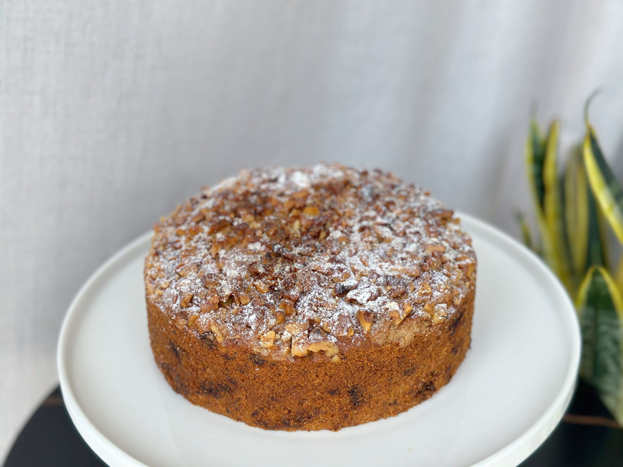 Banana Walnut Cake with Cream Cheese (7 in)_1