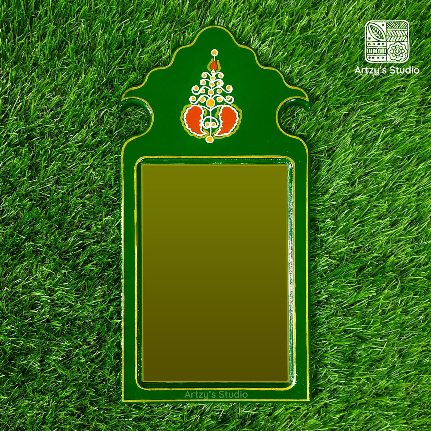 Green Medium Mirror Frame_0