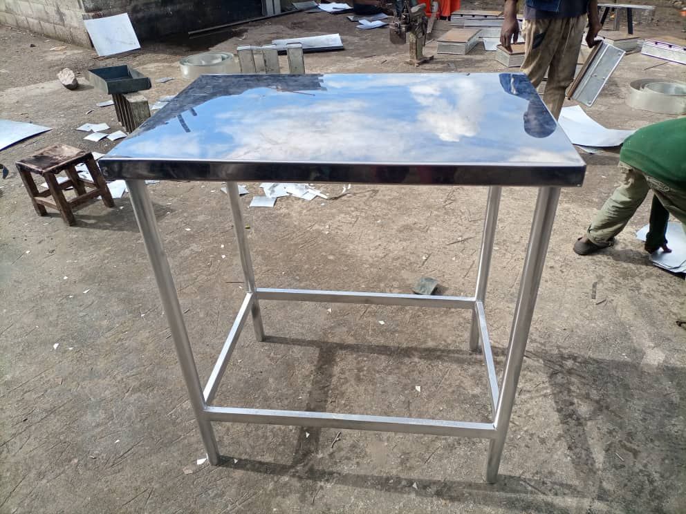 Stainless steel working table_1