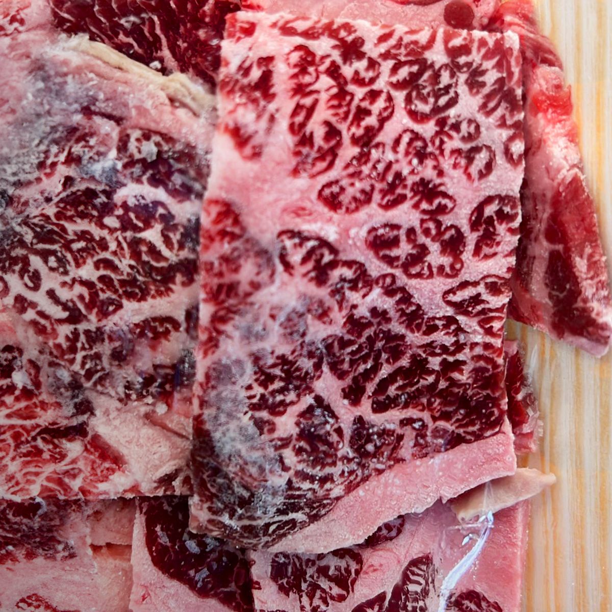 Mayura Signature 400 Day Grainfed Full Blood Wagyu MB9+ Chuck Roll - S$26.40/300g (sold in 300g packs)_1