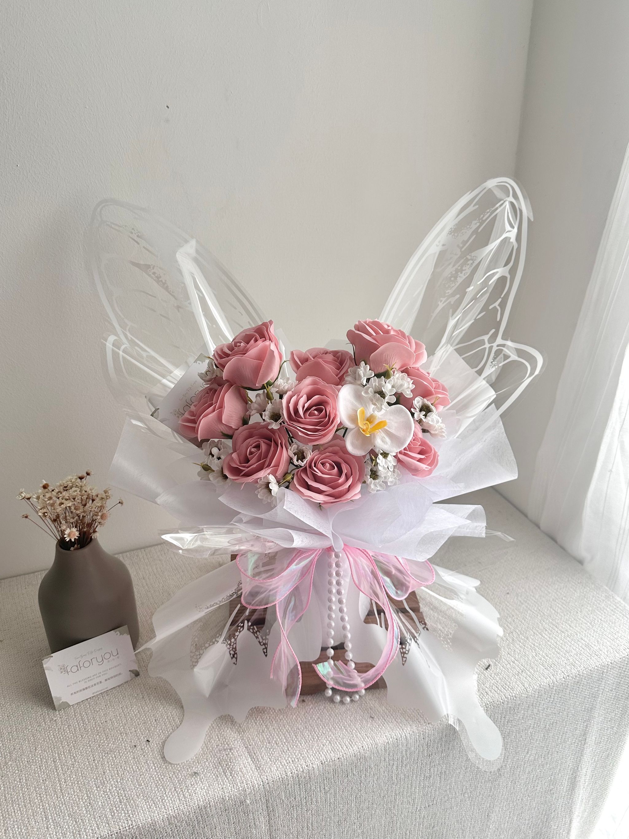 White Butterfly Bouquet (Mix Soap Flower) _0