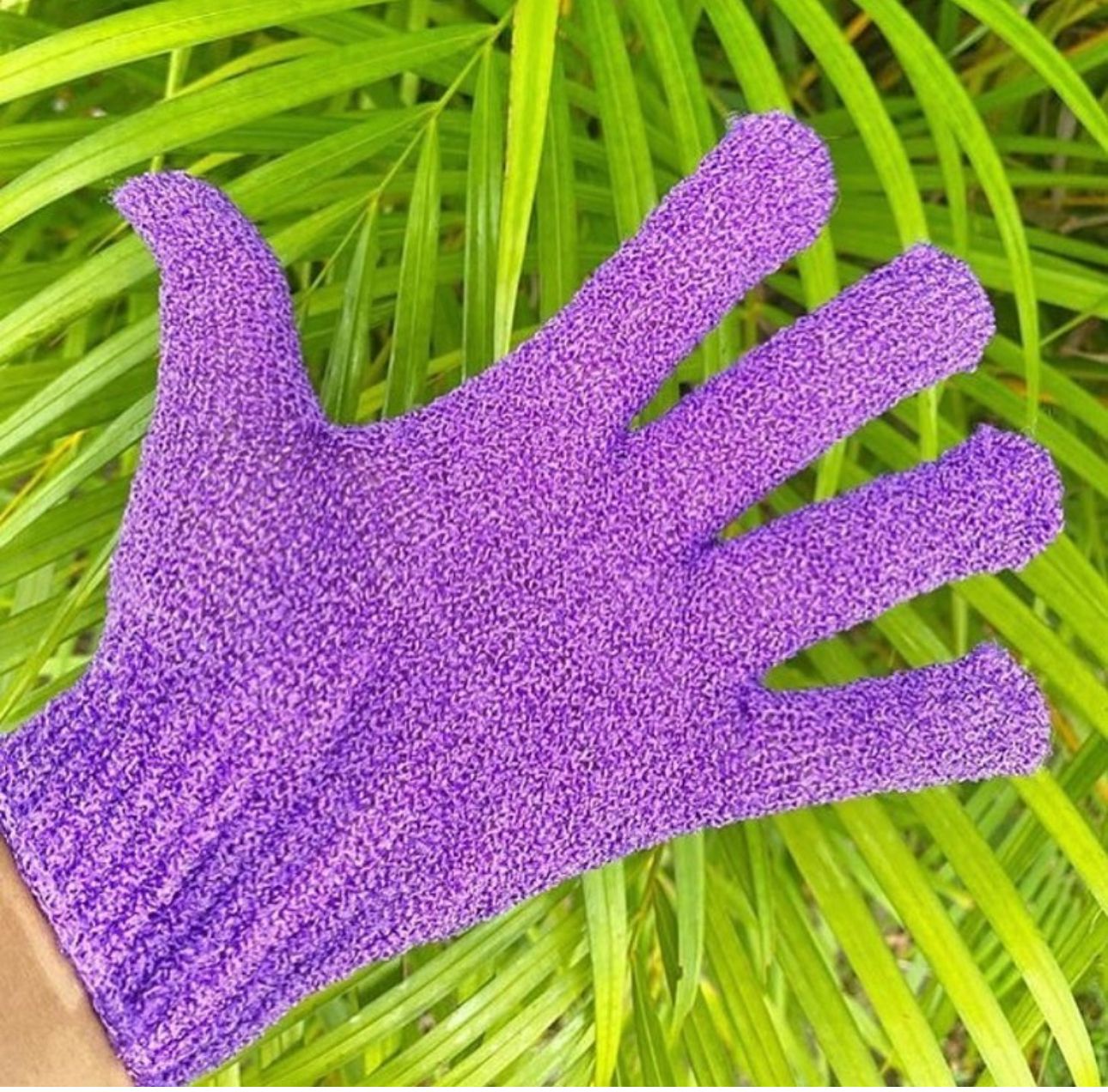 Exfoliating gloves_0