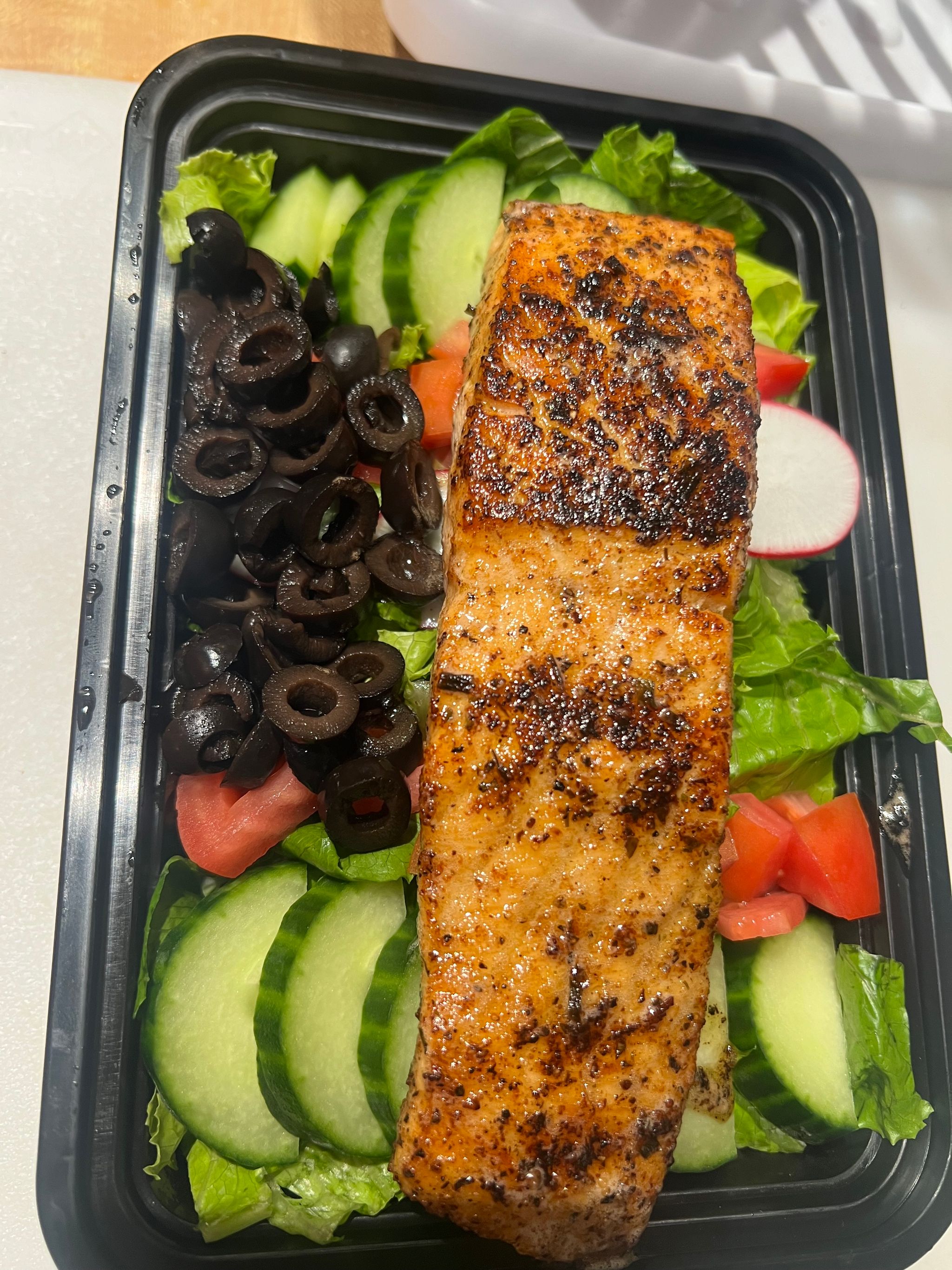 Salmon salad_0