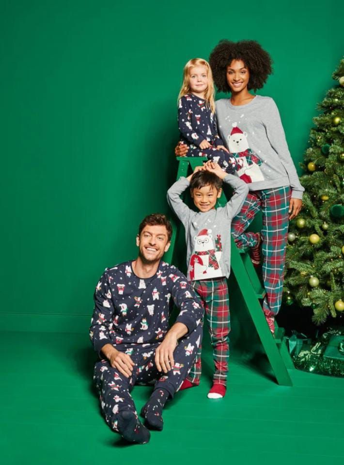 LIVERGY® Men's Christmas Pajamas_3