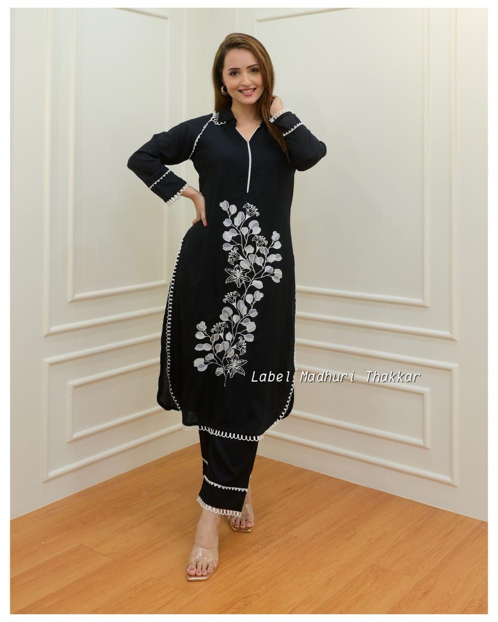 Madhuri Diamond Georgette Kameez Set_0