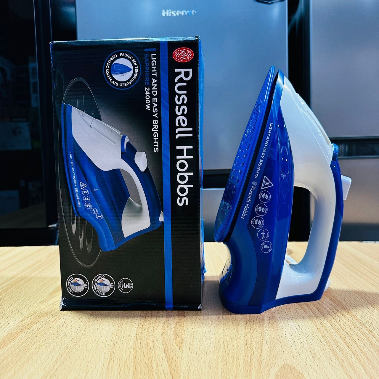 Russell Hobbs steam iron _0