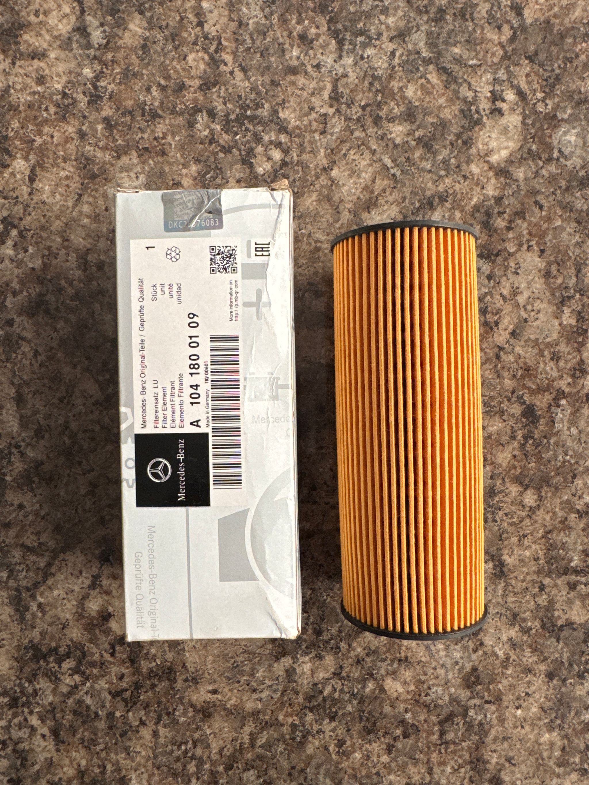 MERCEDES BENZ Oil Filter A 104 180 01 9_0