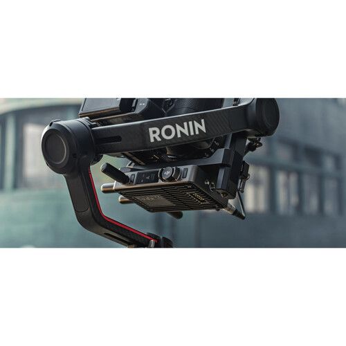 DJI RS 3 Pro Gimbal Stabilizer Combo_19